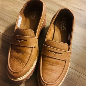 Tom’s Cara dark brown loafers